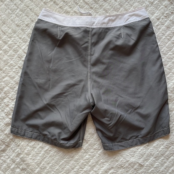 Men’s Old Navy Swim Shorts - Picture 6 of 7